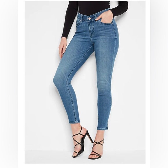 NWT EXPRESS SKINNY JEAN